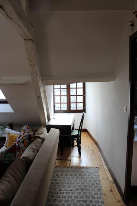 Charmant Appartement Vieux Tours Exterior foto